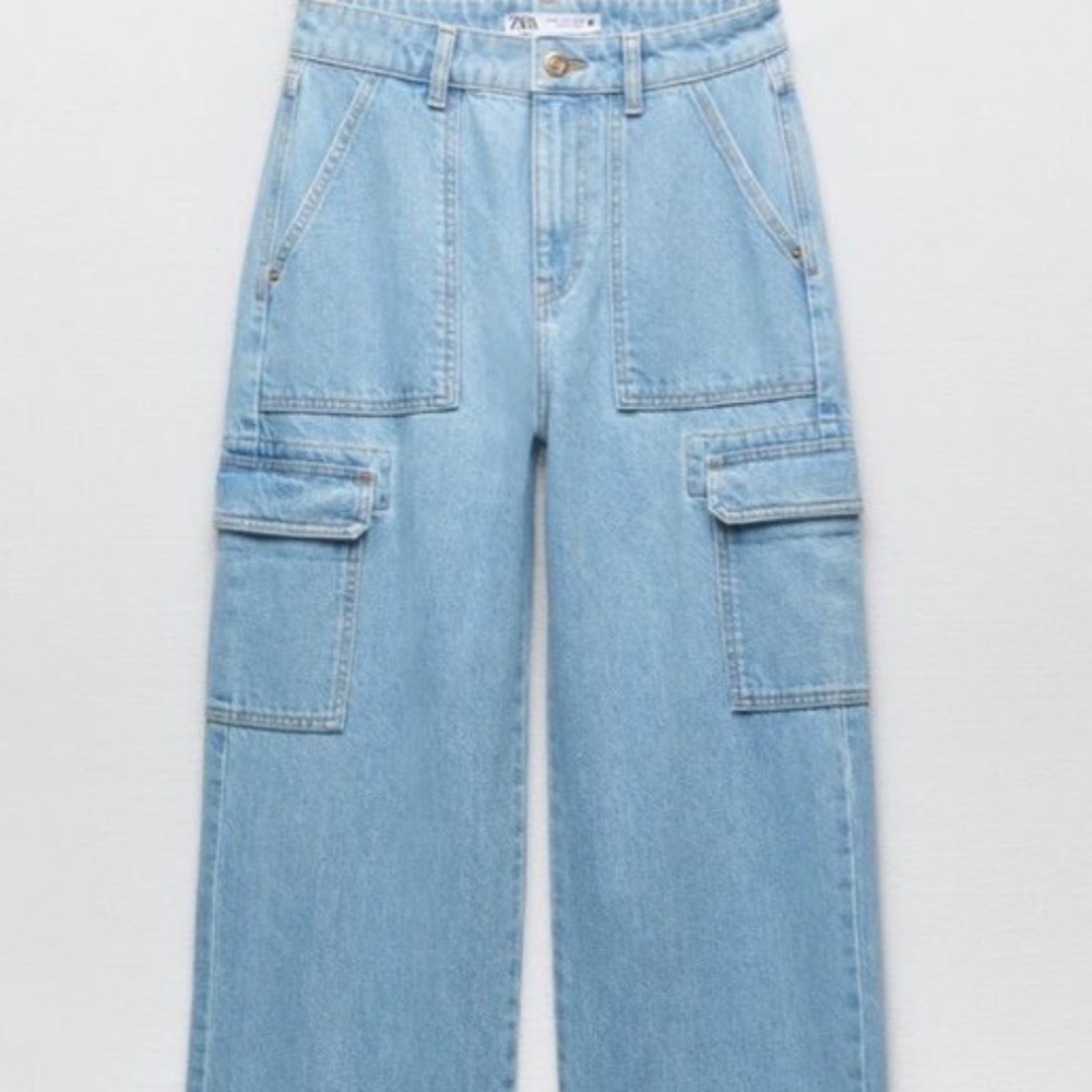 Women's Zara high rise waist straight leg cargo pants jeans light denim size  6